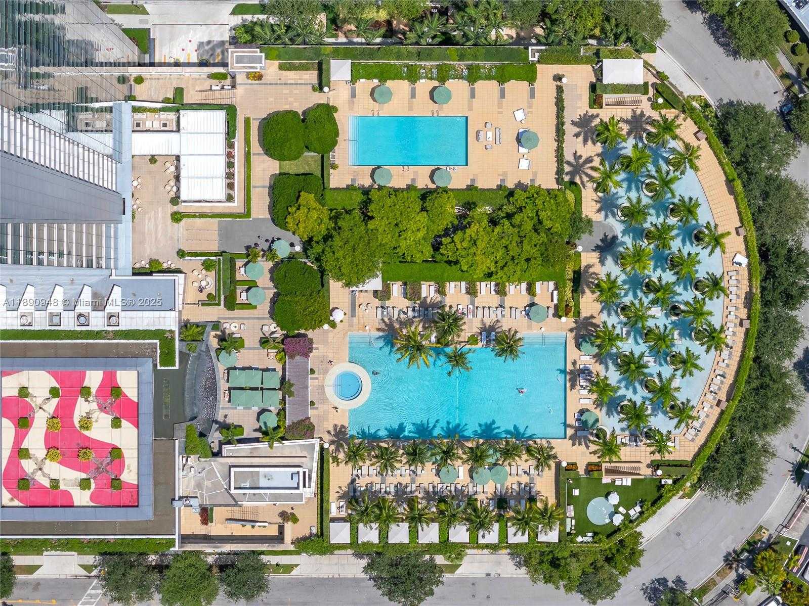 Small Image of 1425 BRICKELL AVE #54DEF, Miami Number 35