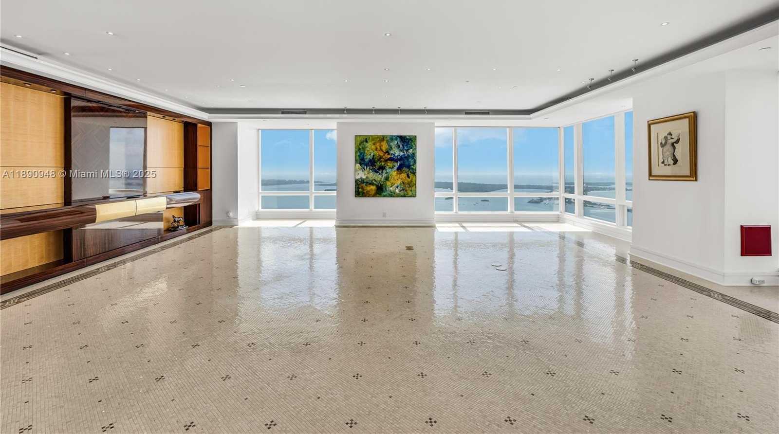 Small Image of 1425 BRICKELL AVE #54DEF, Miami Number 9