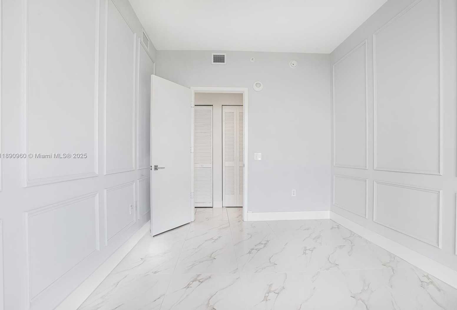 Small Image of 2000 METROPICA WAY #2501, Sunrise Number 23