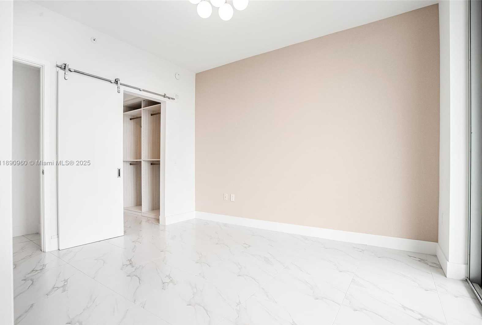 Small Image of 2000 METROPICA WAY #2501, Sunrise Number 29