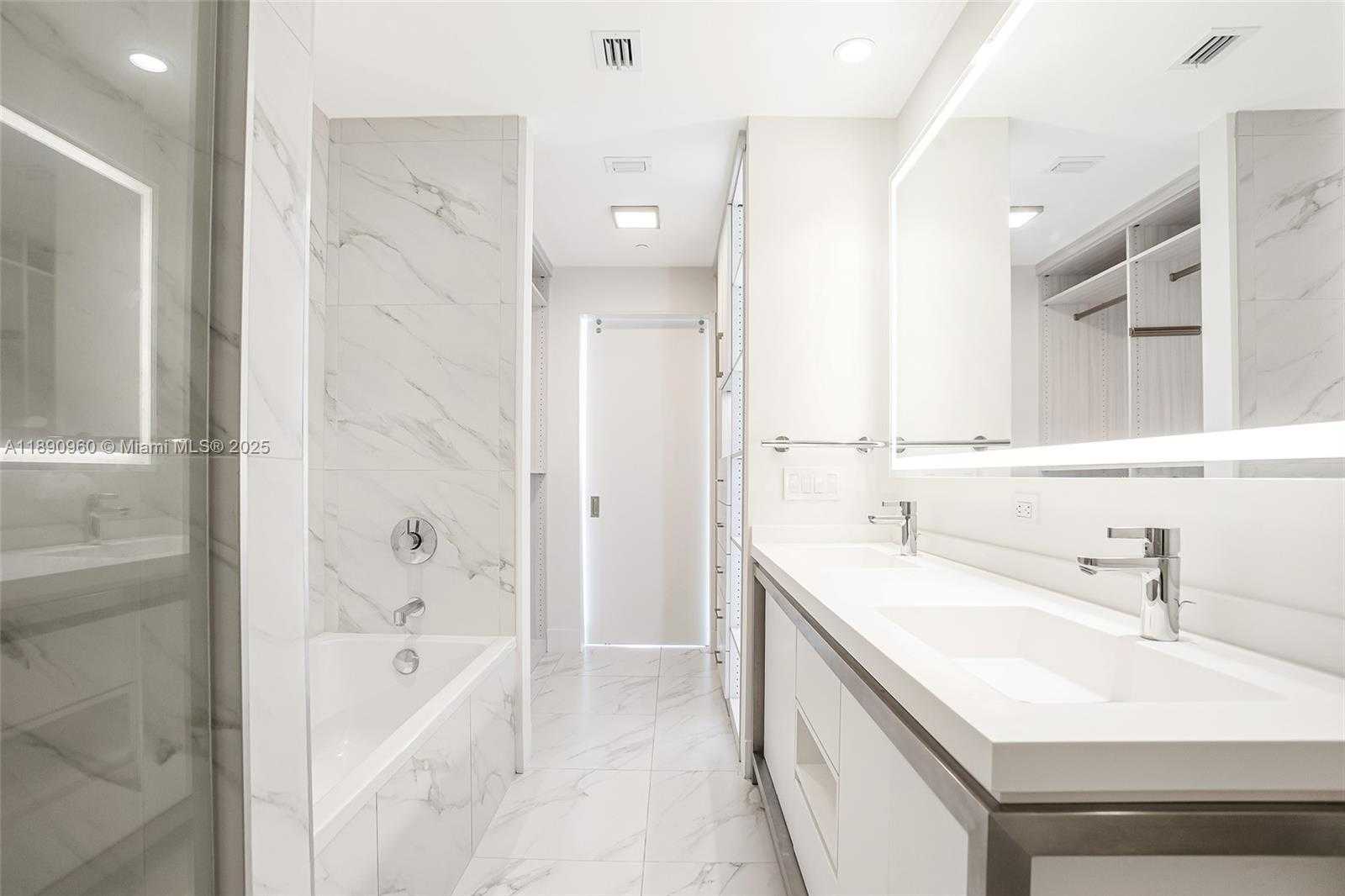 Small Image of 2000 METROPICA WAY #2501, Sunrise Number 37