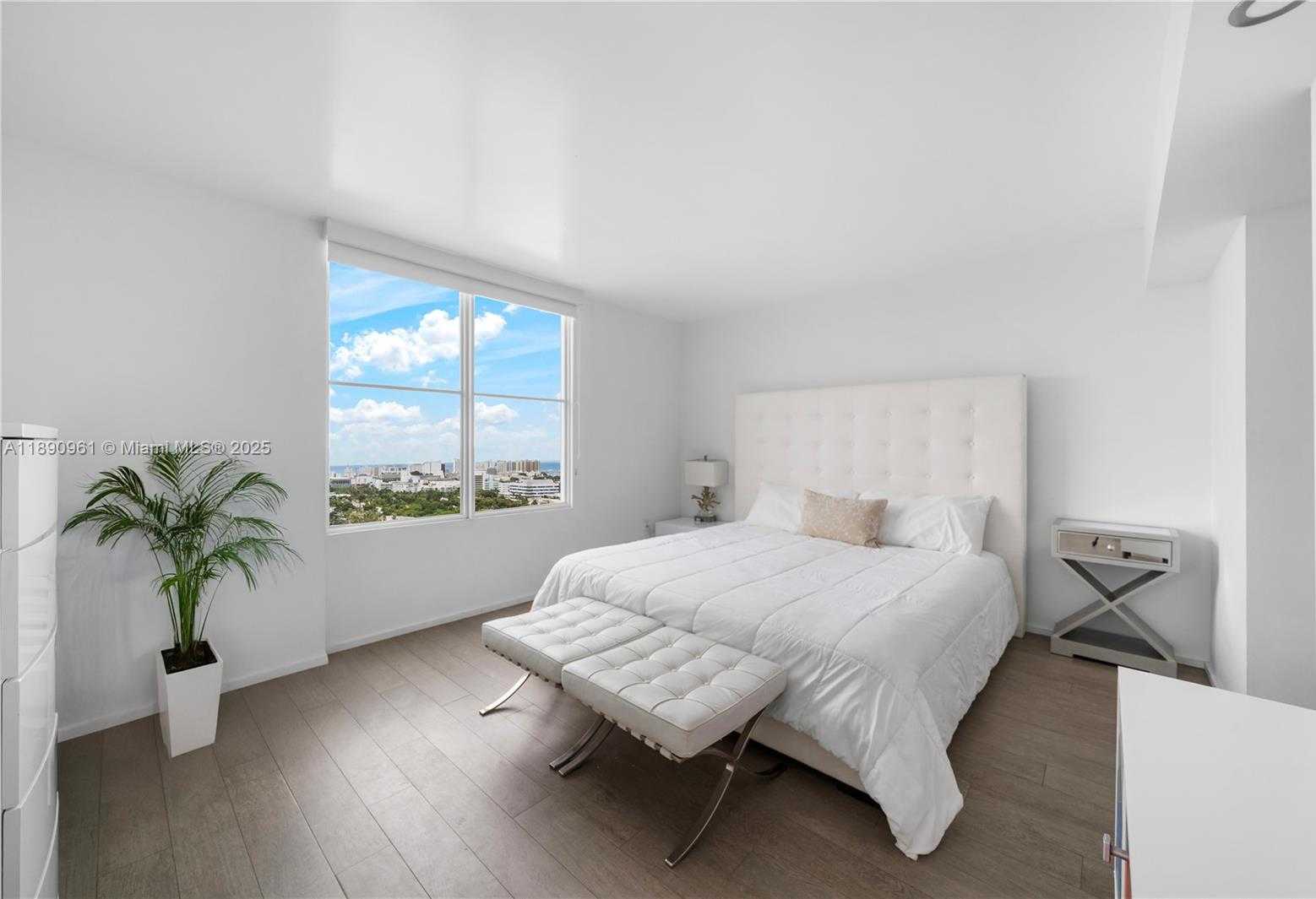 Small Image of 1900 SUNSET HARBOUR DR #2315, Miami Beach Number 14