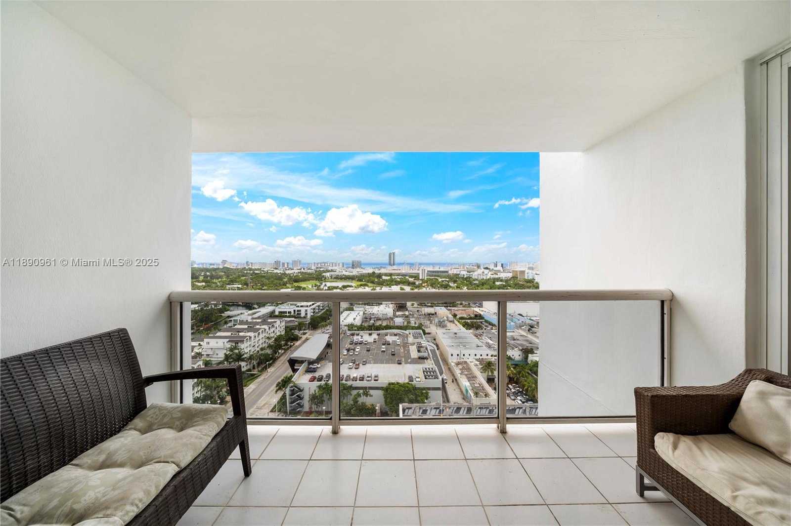 Small Image of 1900 SUNSET HARBOUR DR #2315, Miami Beach Number 9