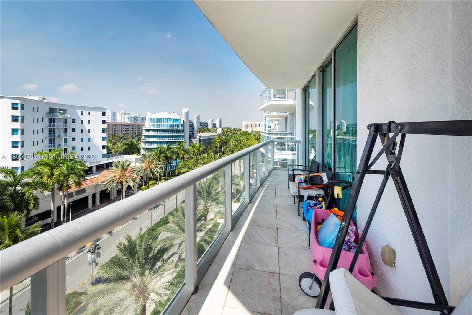 Small Image of 3131 NORTH EAST 188TH ST #2-808, Aventura Number 16