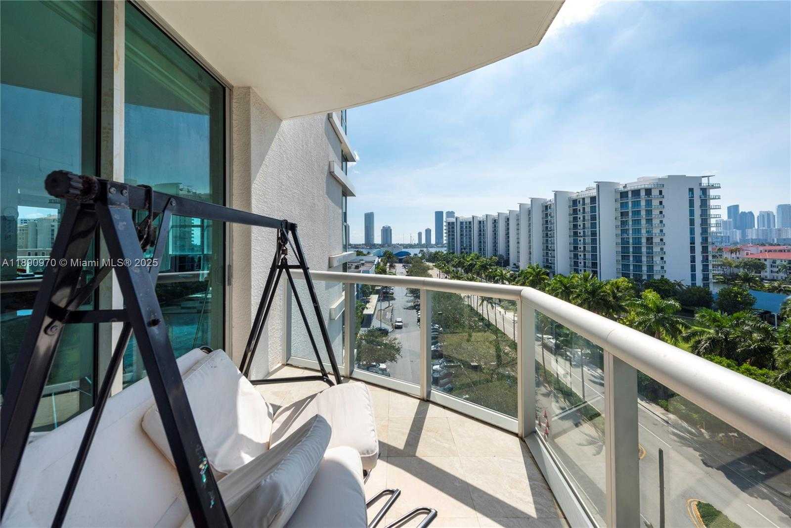 Small Image of 3131 NORTH EAST 188TH ST #2-808, Aventura Number 17