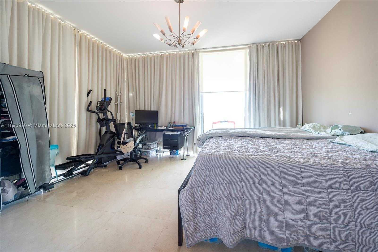 Small Image of 3131 NORTH EAST 188TH ST #2-808, Aventura Number 9