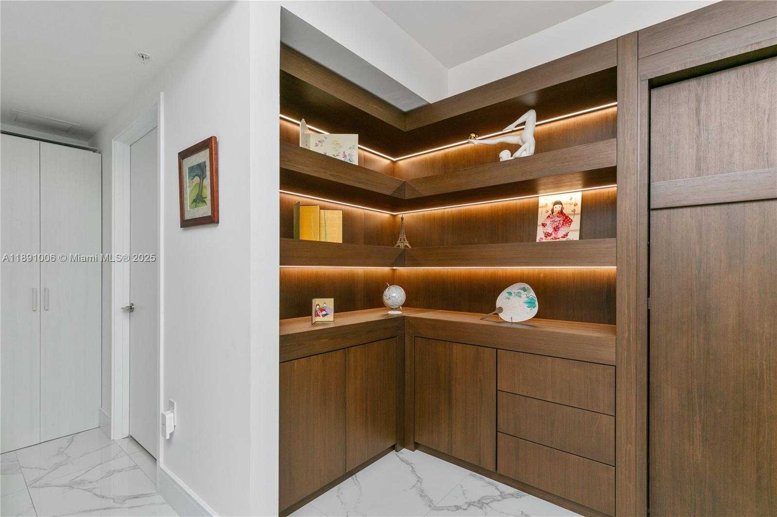 Small Image of 300 SUNNY ISLES BLVD #4-1607, Sunny Isles Beach Number 34