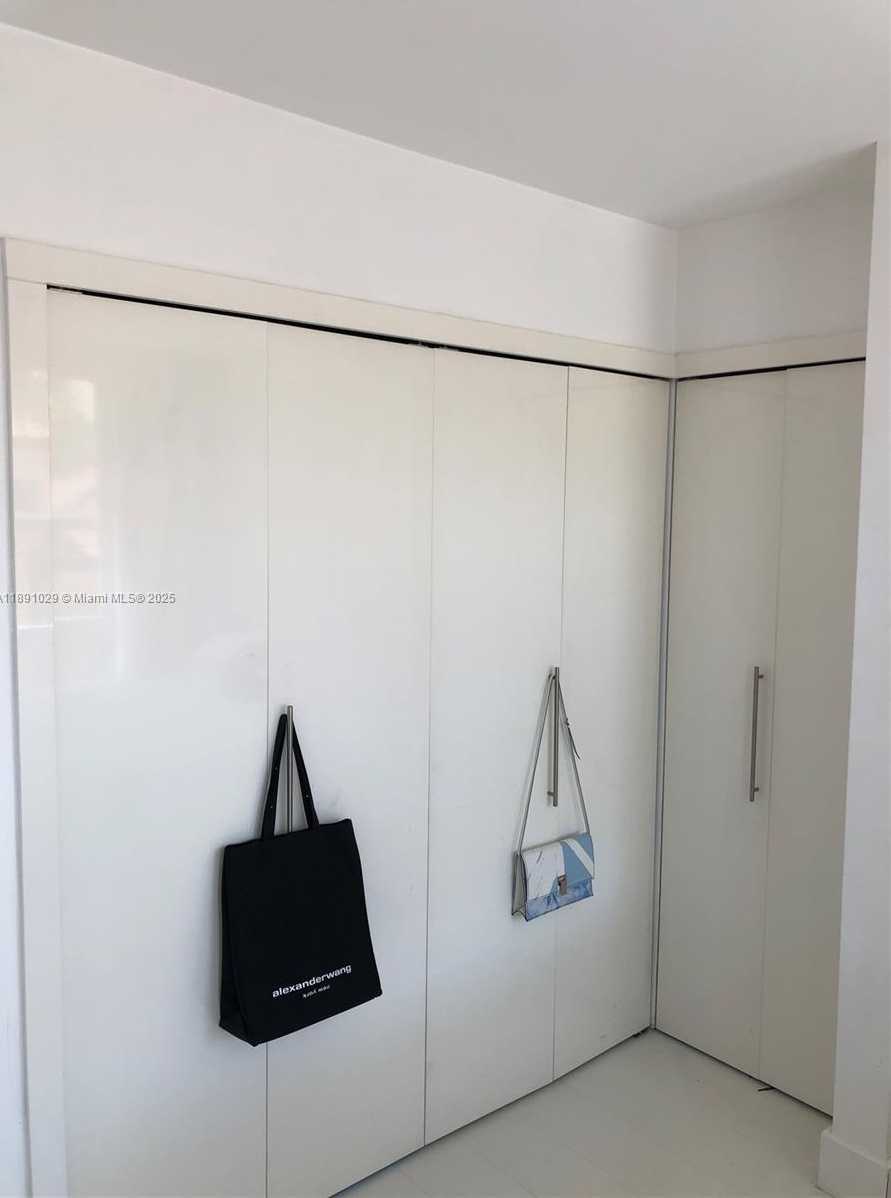 Small Image of 90 ALTON RD #307, Miami Beach Number 11