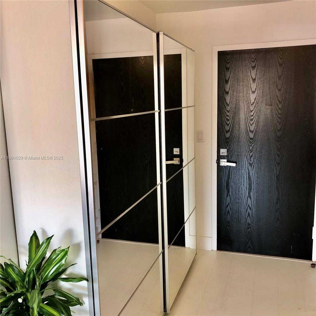 Small Image of 90 ALTON RD #307, Miami Beach Number 7