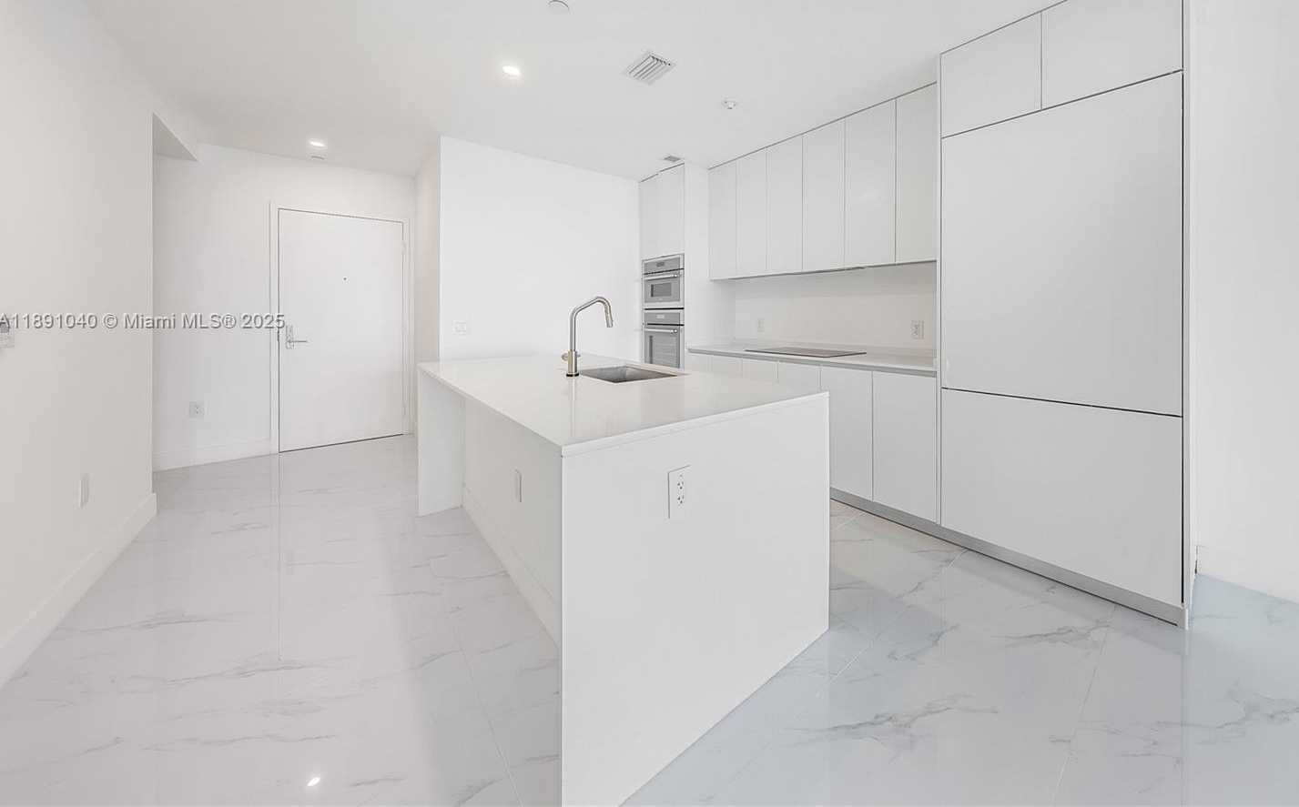 Small Image of 700 NORTH EAST 24 ST #3402, Miami Number 11