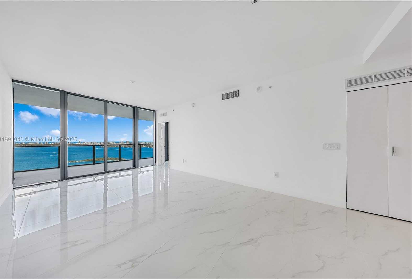 Small Image of 700 NORTH EAST 24 ST #3402, Miami Number 13
