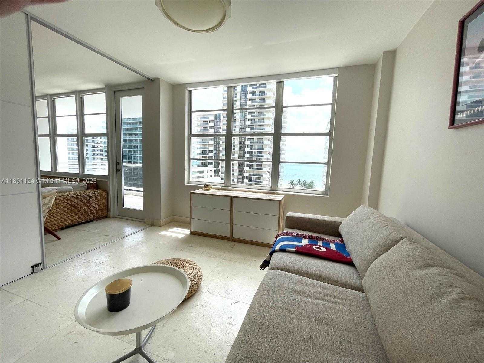 Small Image of 5700 COLLINS AVE #11A, Miami Beach Number 13