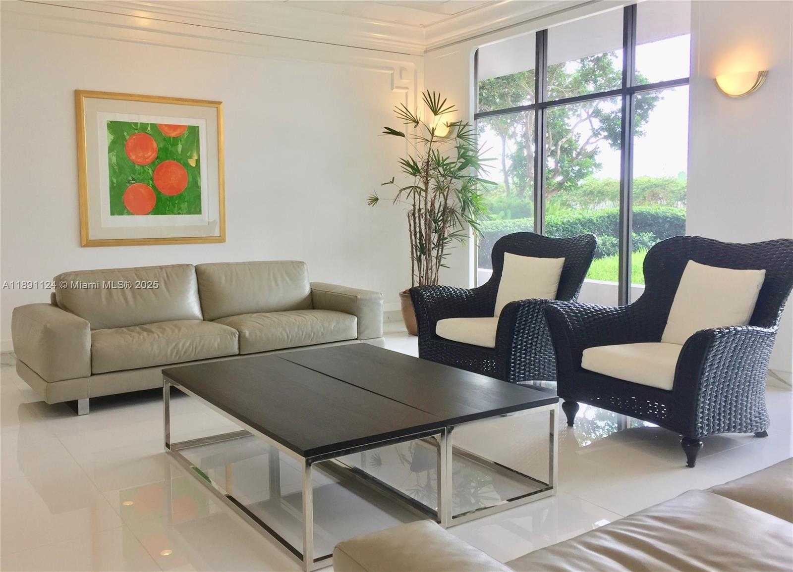 Small Image of 5700 COLLINS AVE #11A, Miami Beach Number 15