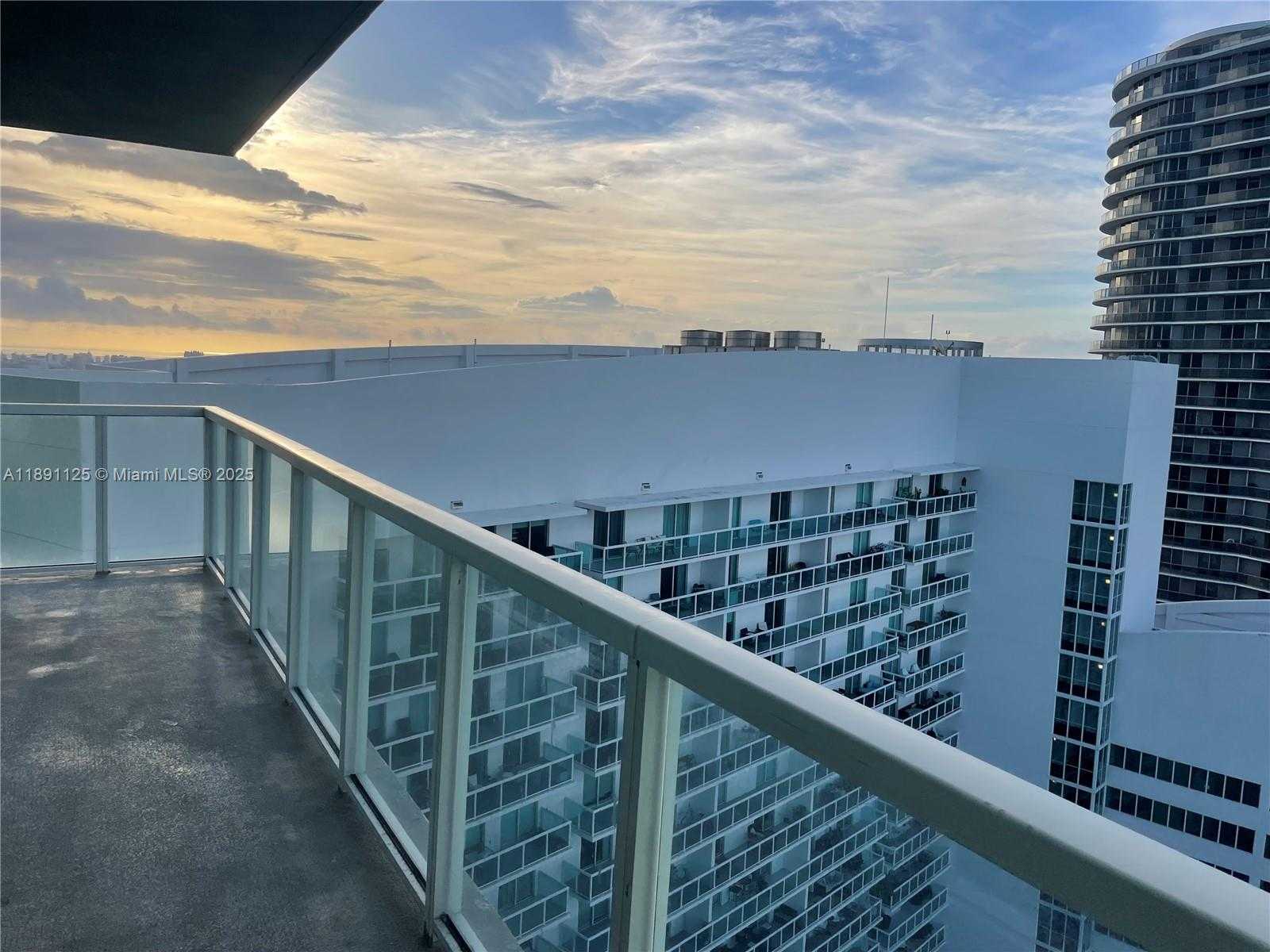 Small Image of 1900 NORTH BAYSHORE DR #4109, Miami Number 3
