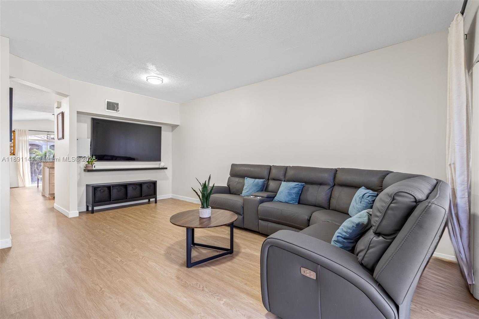 Small Image of 10210 SOUTH WEST 154TH PL #105-8, Miami Number 14