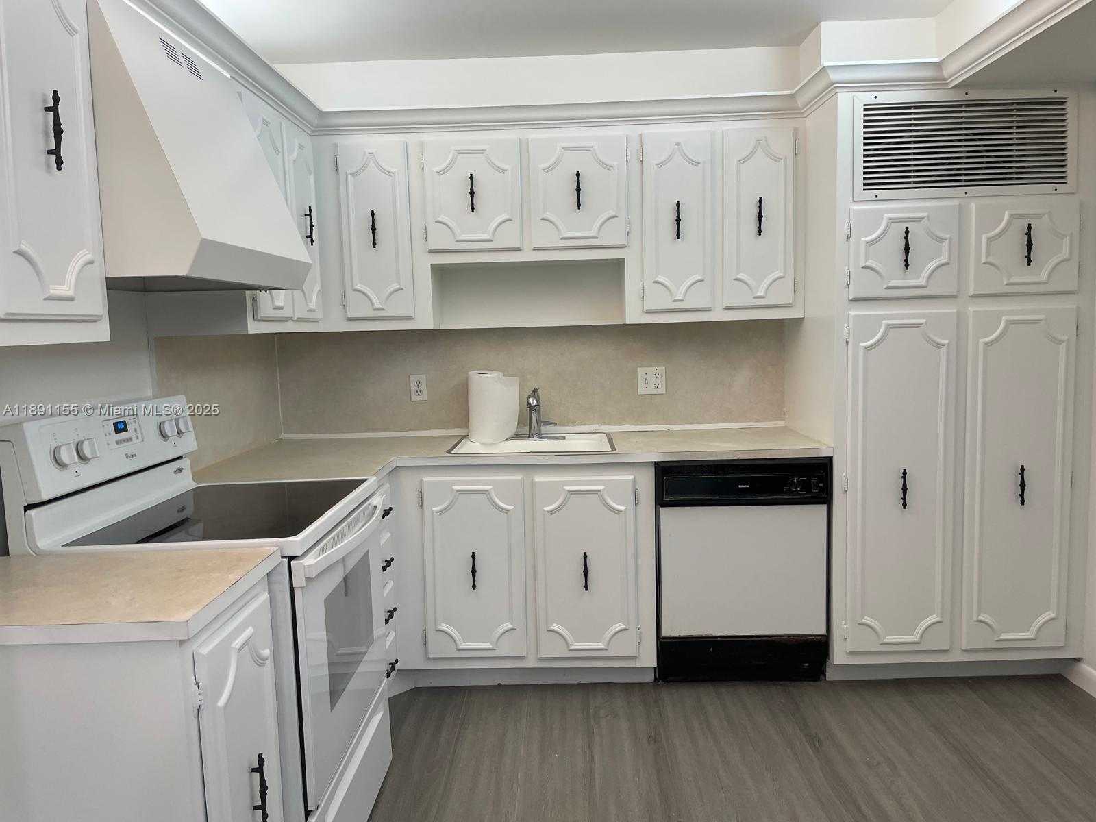 Small Image of 2851 NORTH EAST 183RD ST #509E, Aventura Number 10