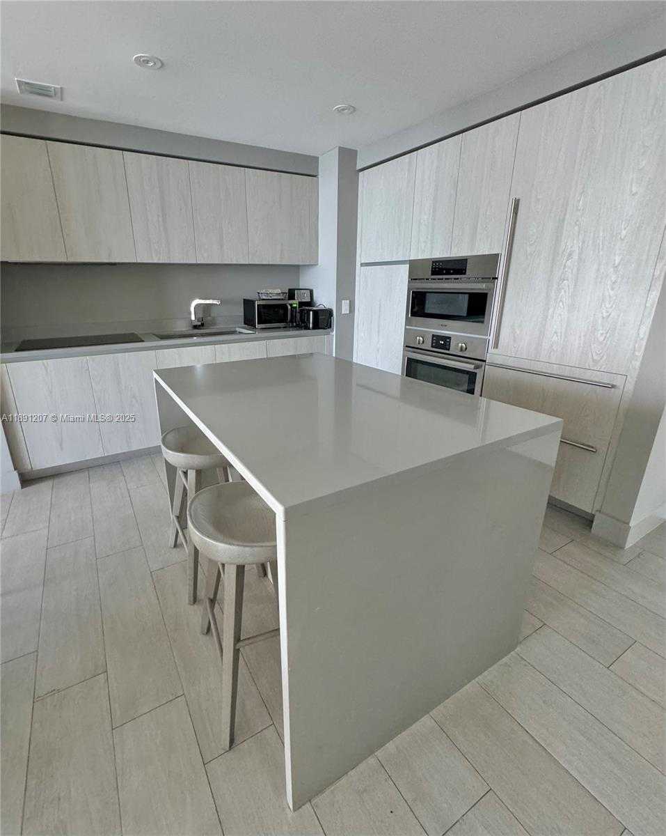 Small Image of 4010 SOUTH OCEAN DR #T3503, Hollywood Number 10