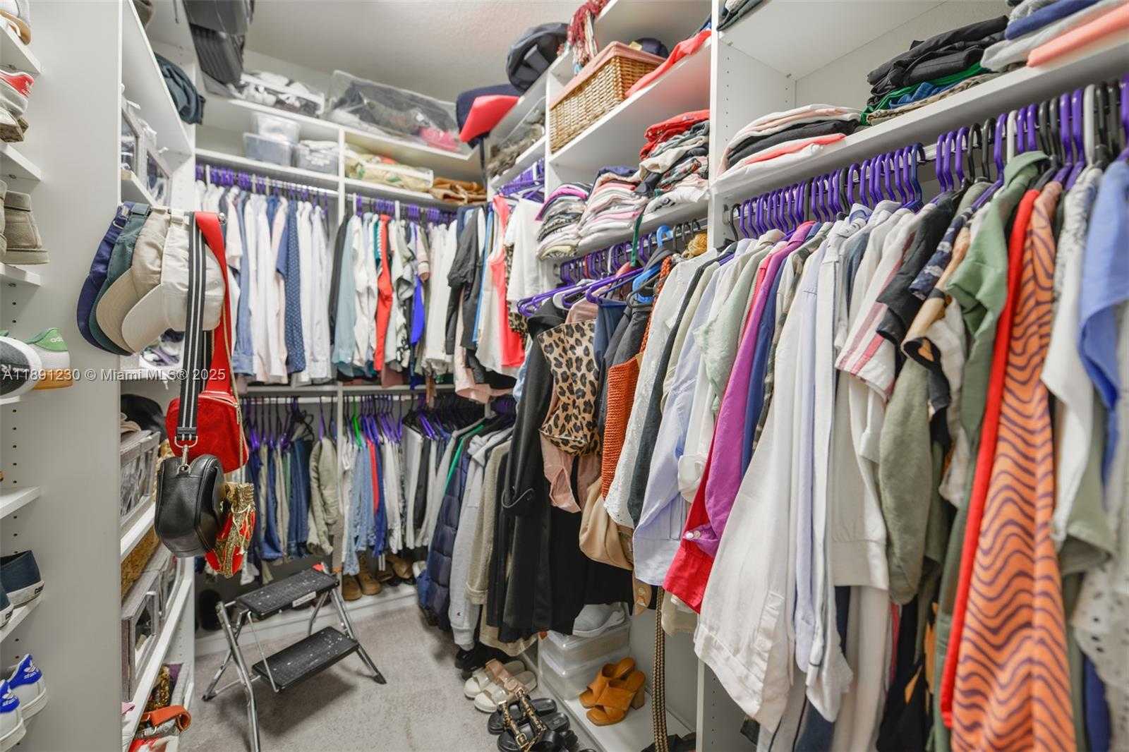 Small Image of 4735 EUCALYPTUS DR, Hollywood Number 25