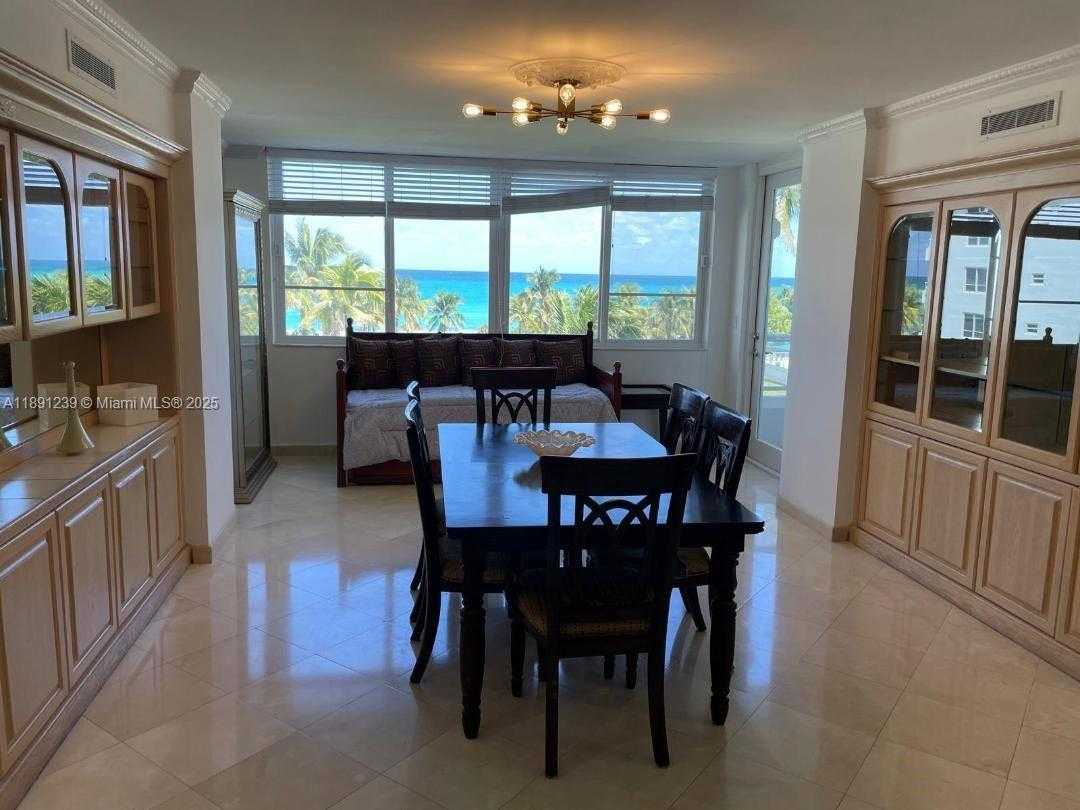 Small Image of 5005 COLLINS AVE #411, Miami Beach Number 7