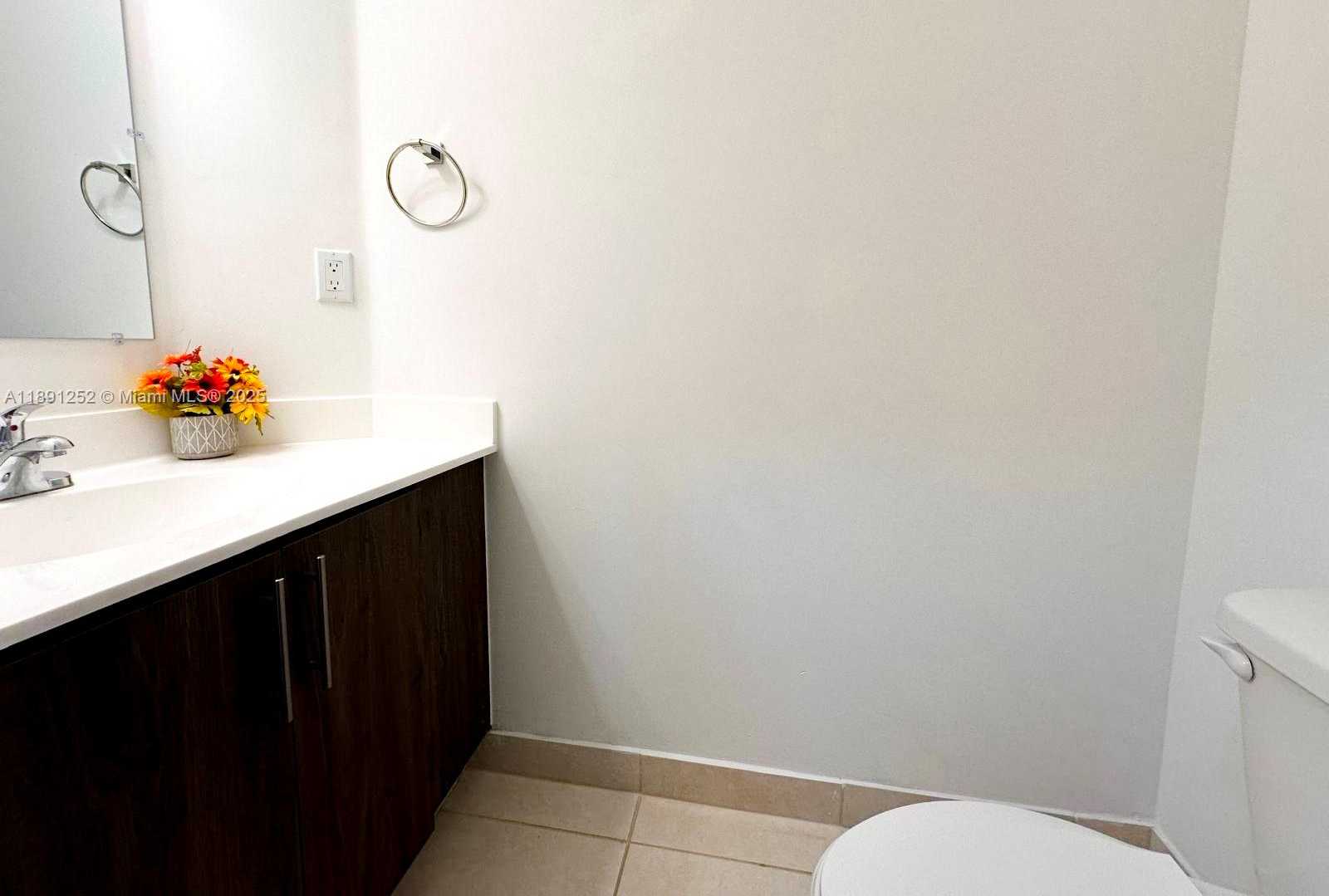 Small Image of 15540 SOUTH WEST 136 ST #204, Miami Number 15