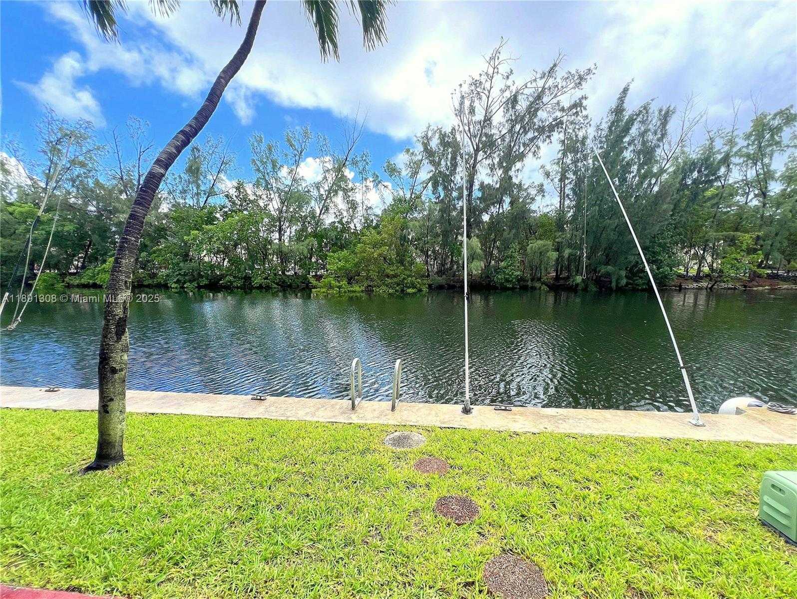Small Image of 3660 NORTH EAST 166TH ST #104, North Miami Beach Number 3