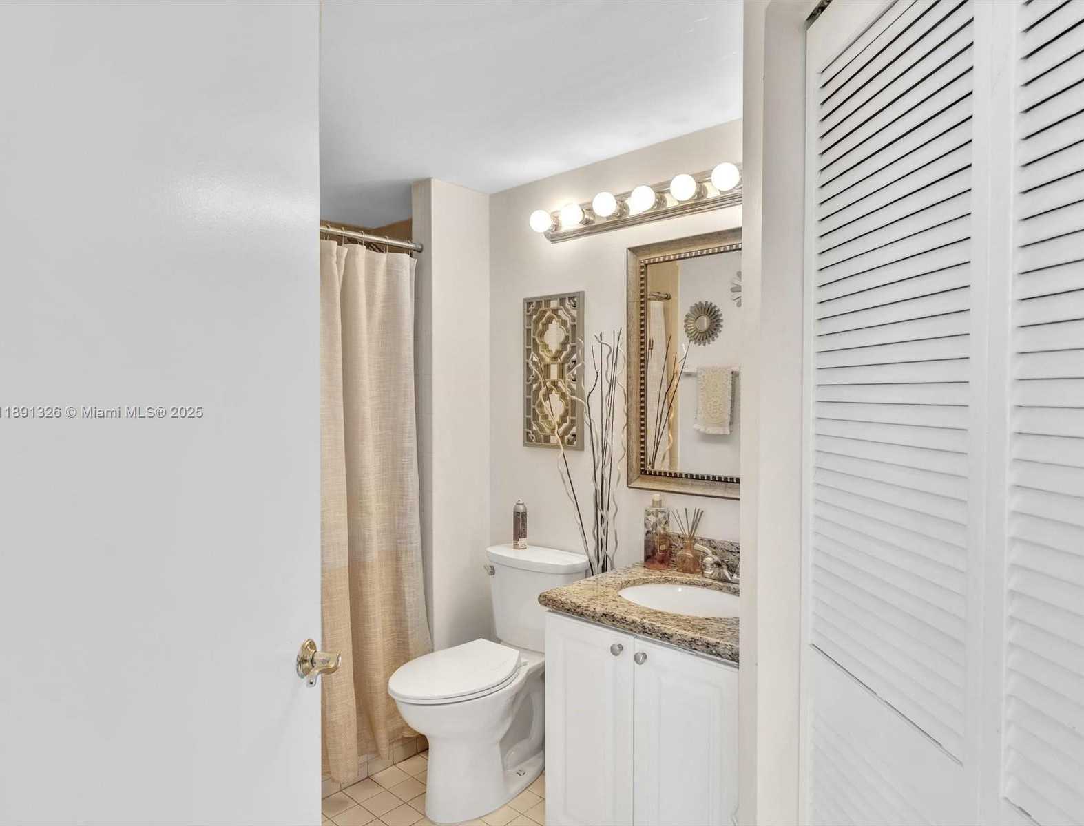 Small Image of 6422 COLLINS AVE #701, Miami Beach Number 22