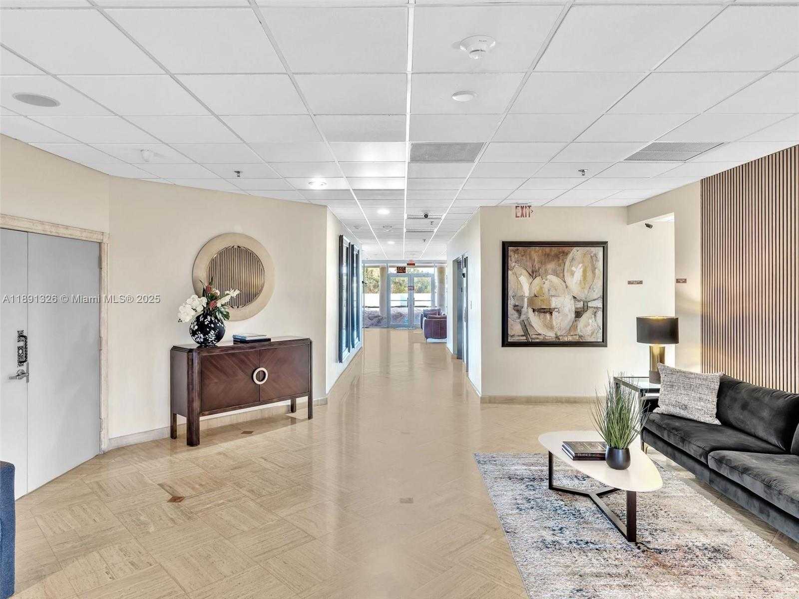 Small Image of 6422 COLLINS AVE #701, Miami Beach Number 25