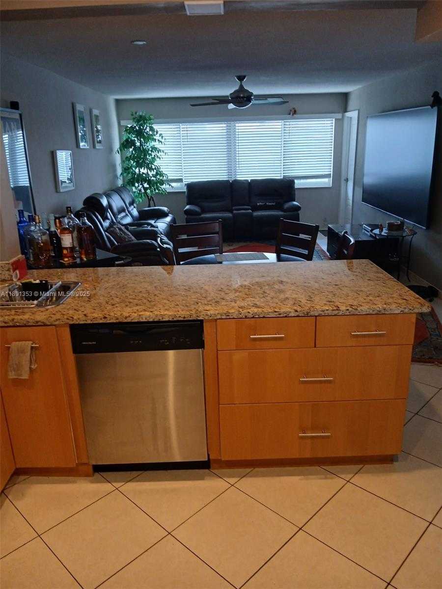 Small Image of 330 SOUTH EAST 2ND ST #503E, Hallandale Beach Number 2