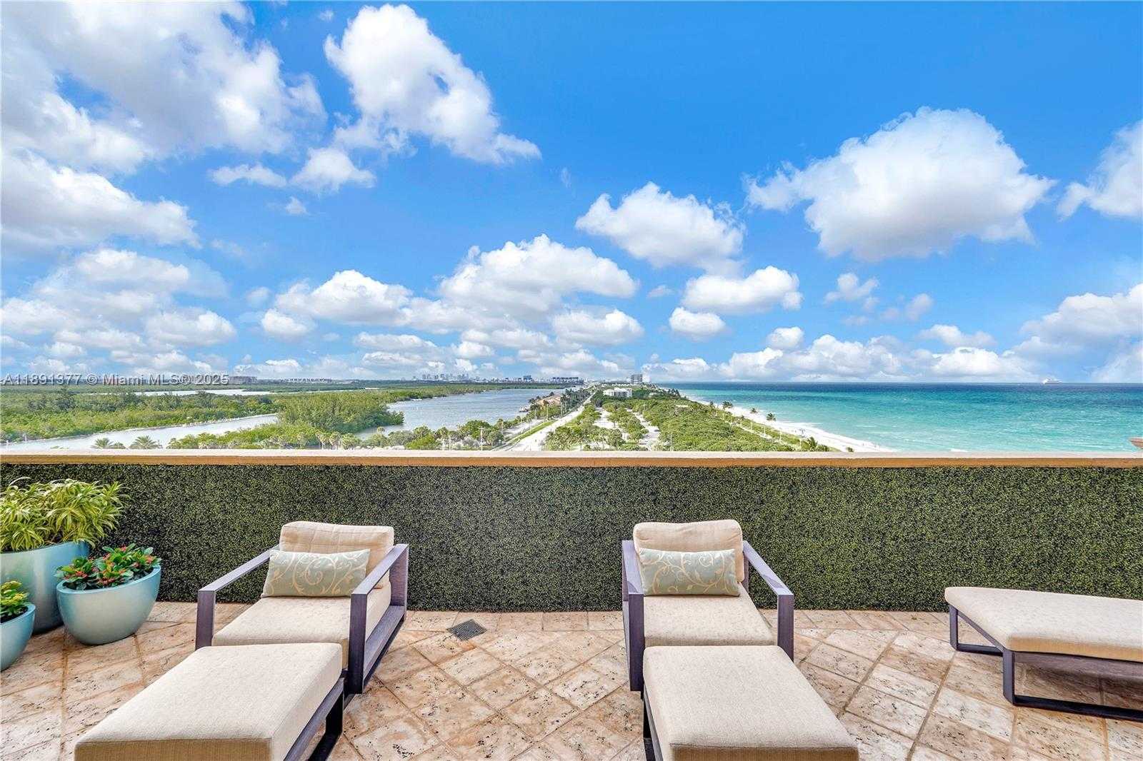 Small Image of 3501 NORTH OCEAN DRIVE #PH7, Hollywood Number 4