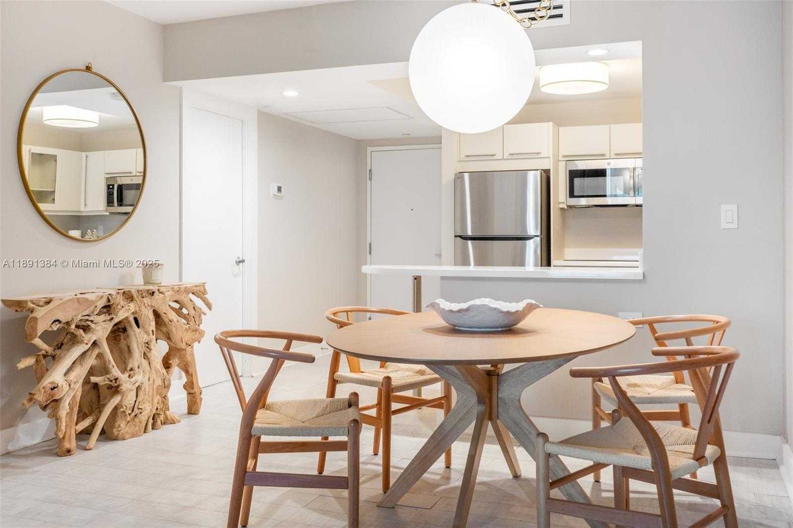 Small Image of 2301 COLLINS AVE #836, Miami Beach Number 14