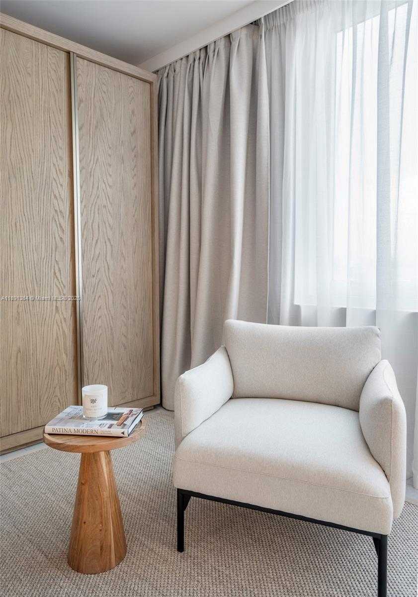 Small Image of 2301 COLLINS AVE #836, Miami Beach Number 3