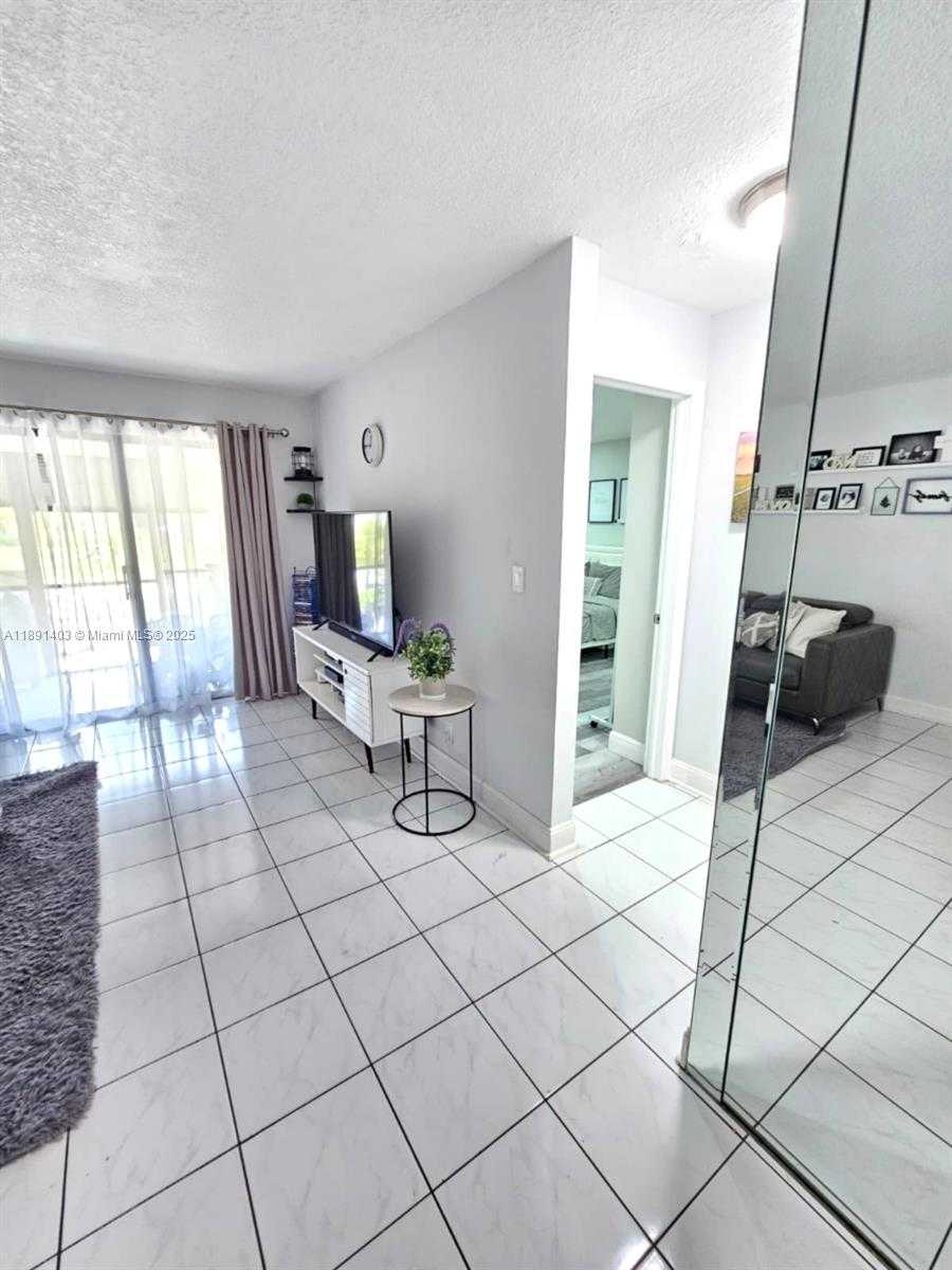 Small Image of 4249 SOUTH CARAMBOLA CIR S #2698, Coconut Creek Number 3