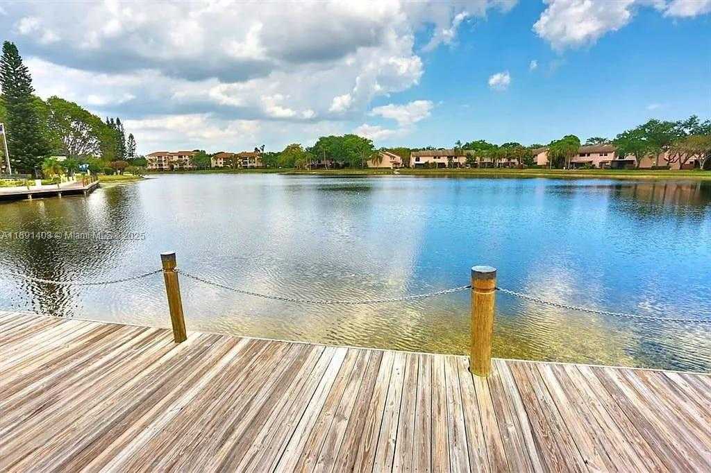 Small Image of 4249 SOUTH CARAMBOLA CIR S #2698, Coconut Creek Number 35