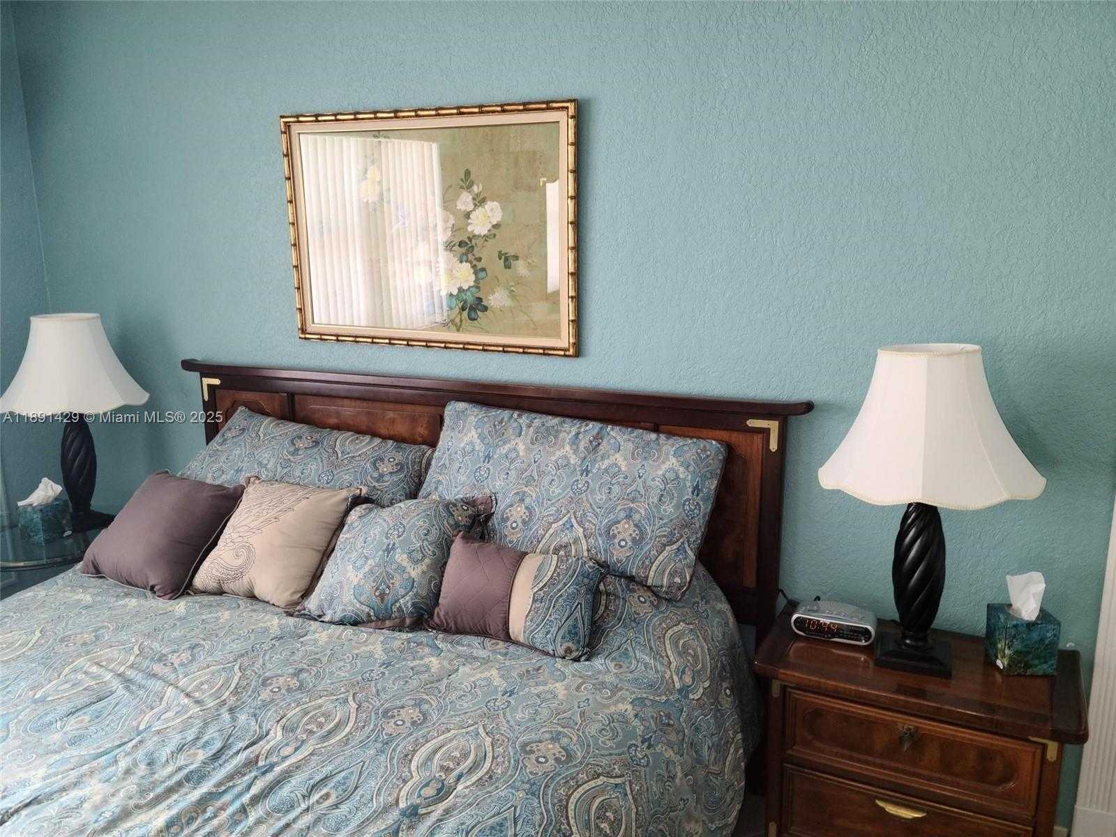 Small Image of 3401 NORTH EAST 10TH ST #PH16W, Pompano Beach Number 8