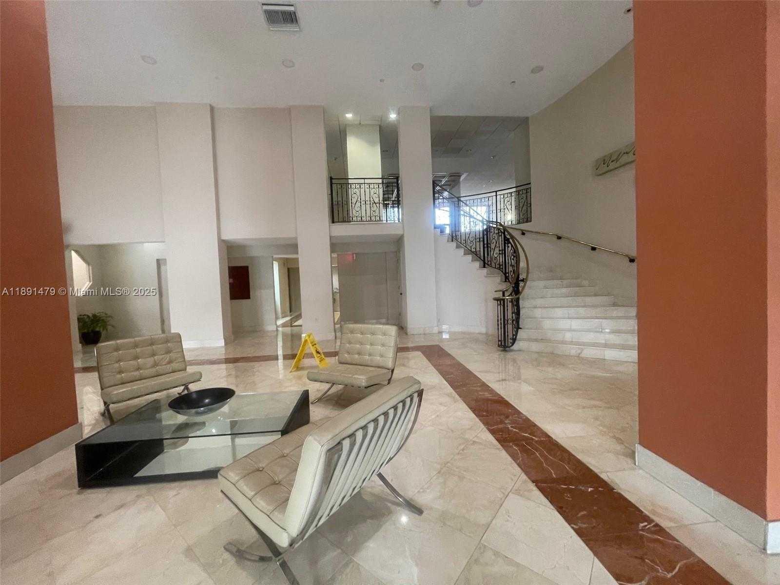 Small Image of 5825 COLLINS AVE #7B, Miami Beach Number 28