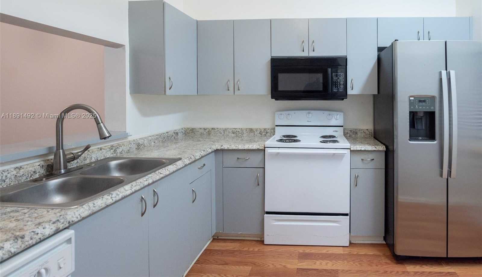 Small Image of 5016 ROSE HILL DR #2303, Boynton Beach Number 10