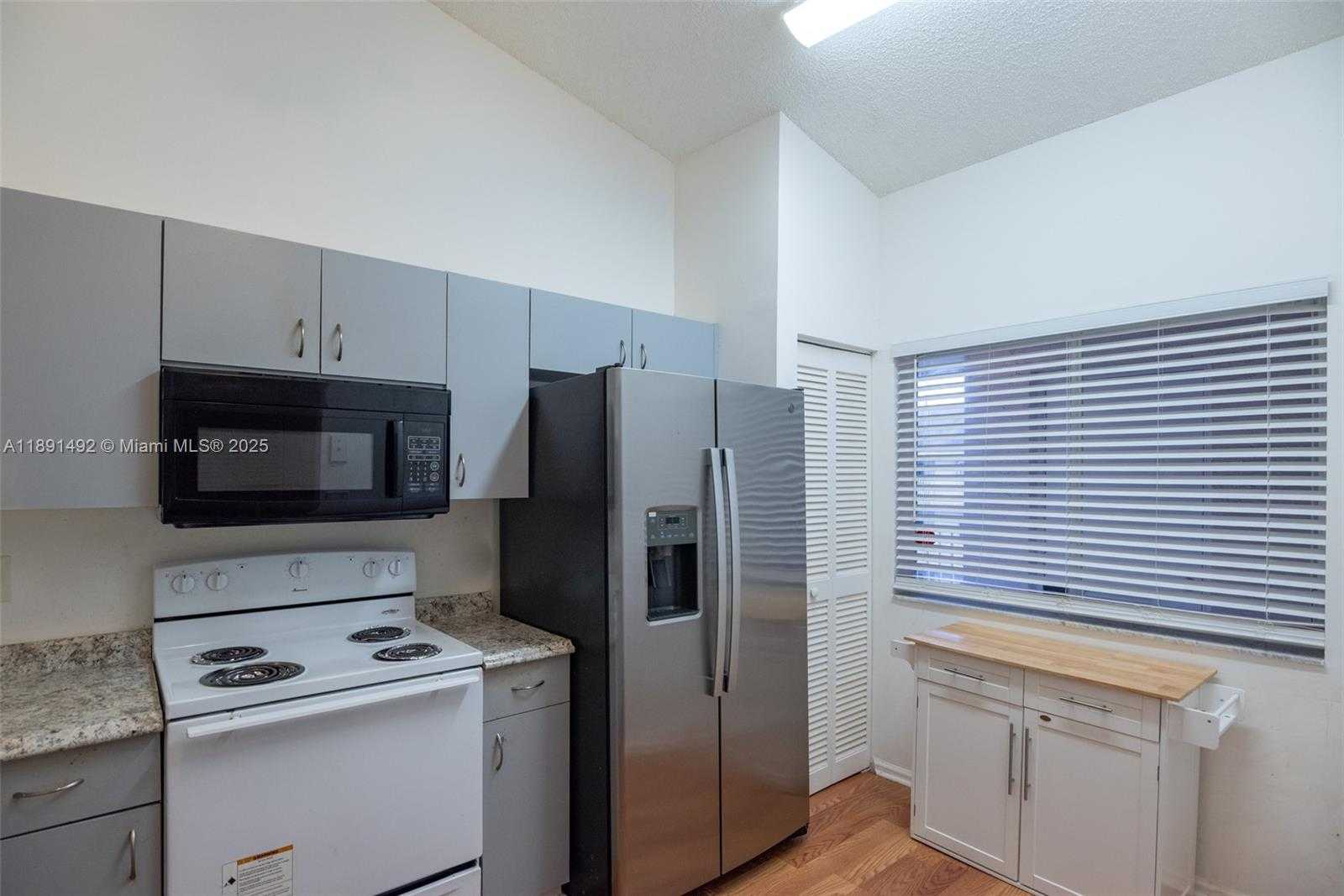 Small Image of 5016 ROSE HILL DR #2303, Boynton Beach Number 12