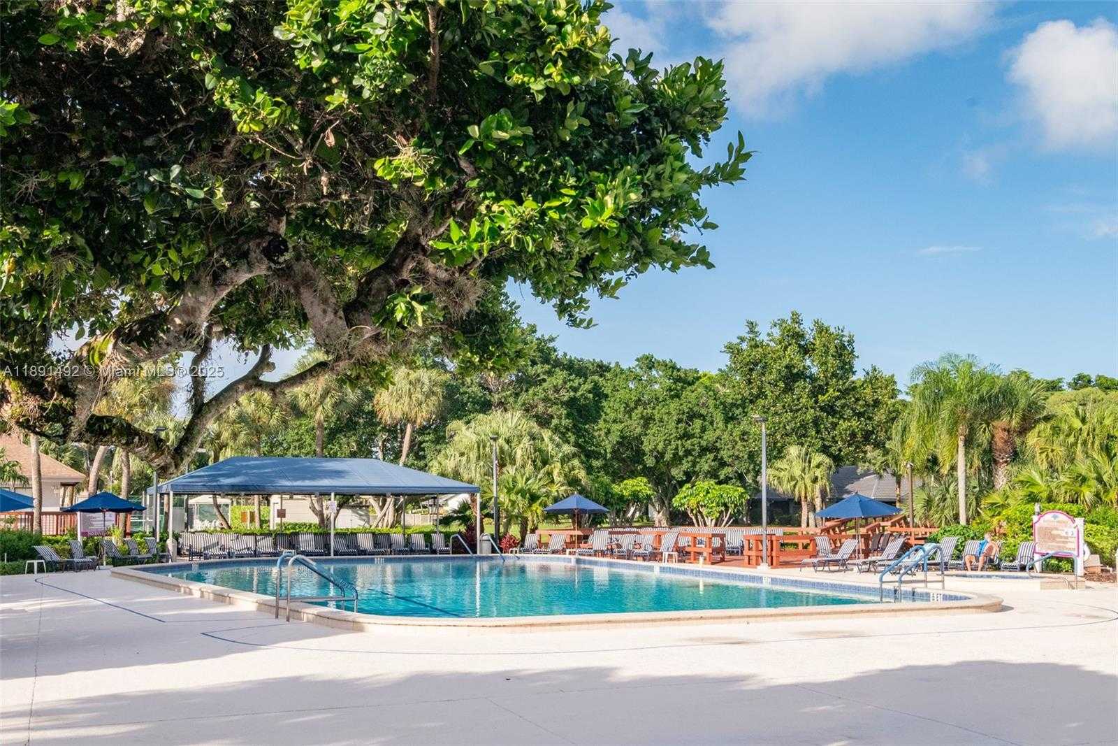 Small Image of 5016 ROSE HILL DR #2303, Boynton Beach Number 26