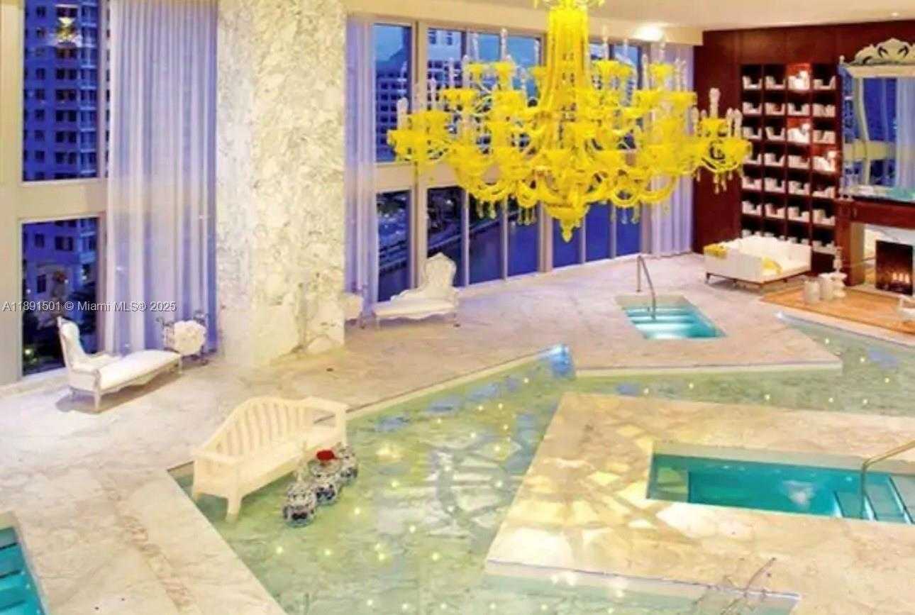 Small Image of 495 BRICKELL AVE #3706, Miami Number 19
