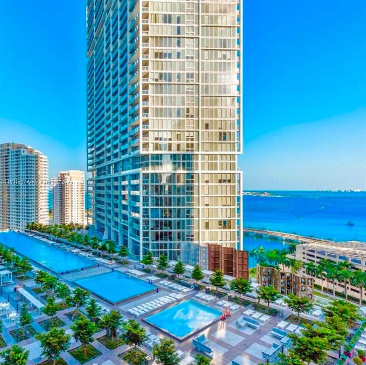 Small Image of 495 BRICKELL AVE #3706, Miami Number 4