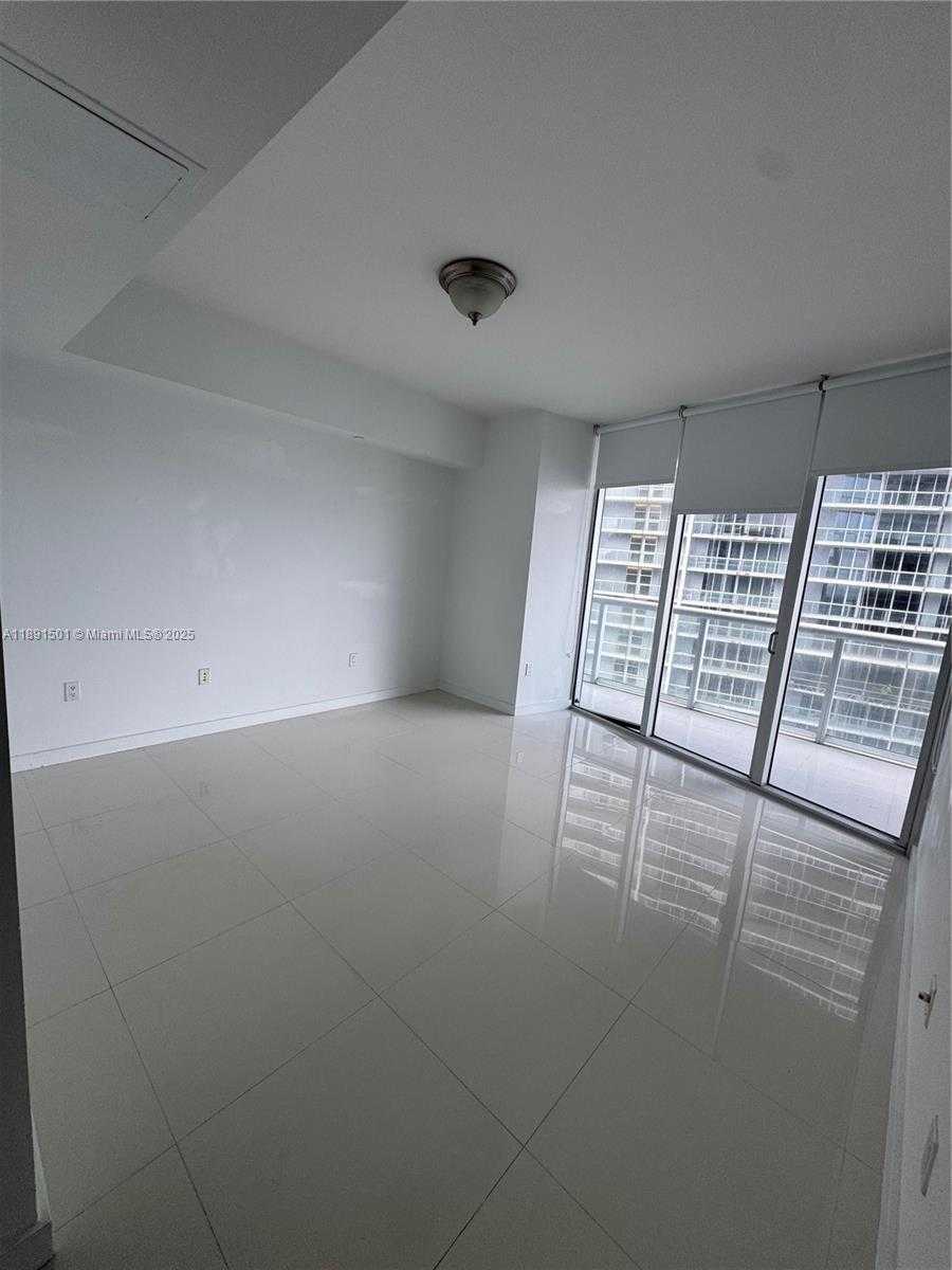 Small Image of 495 BRICKELL AVE #3706, Miami Number 41