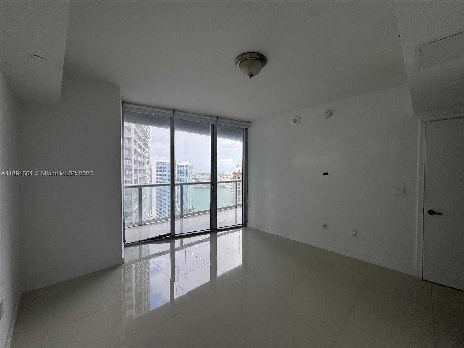 Small Image of 495 BRICKELL AVE #3706, Miami Number 42