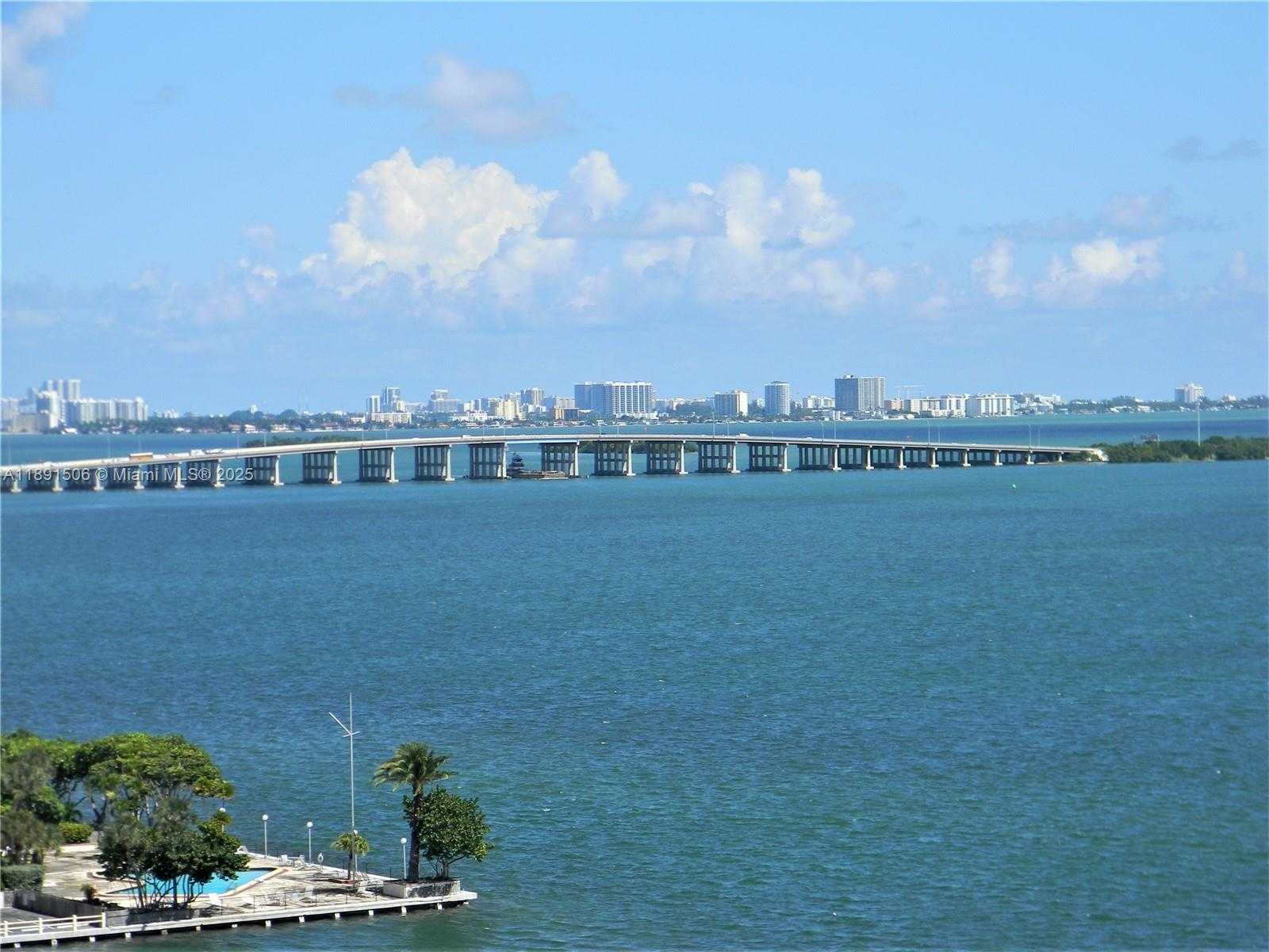 Small Image of 2000 NORTH BAYSHORE DR #907, Miami Number 21