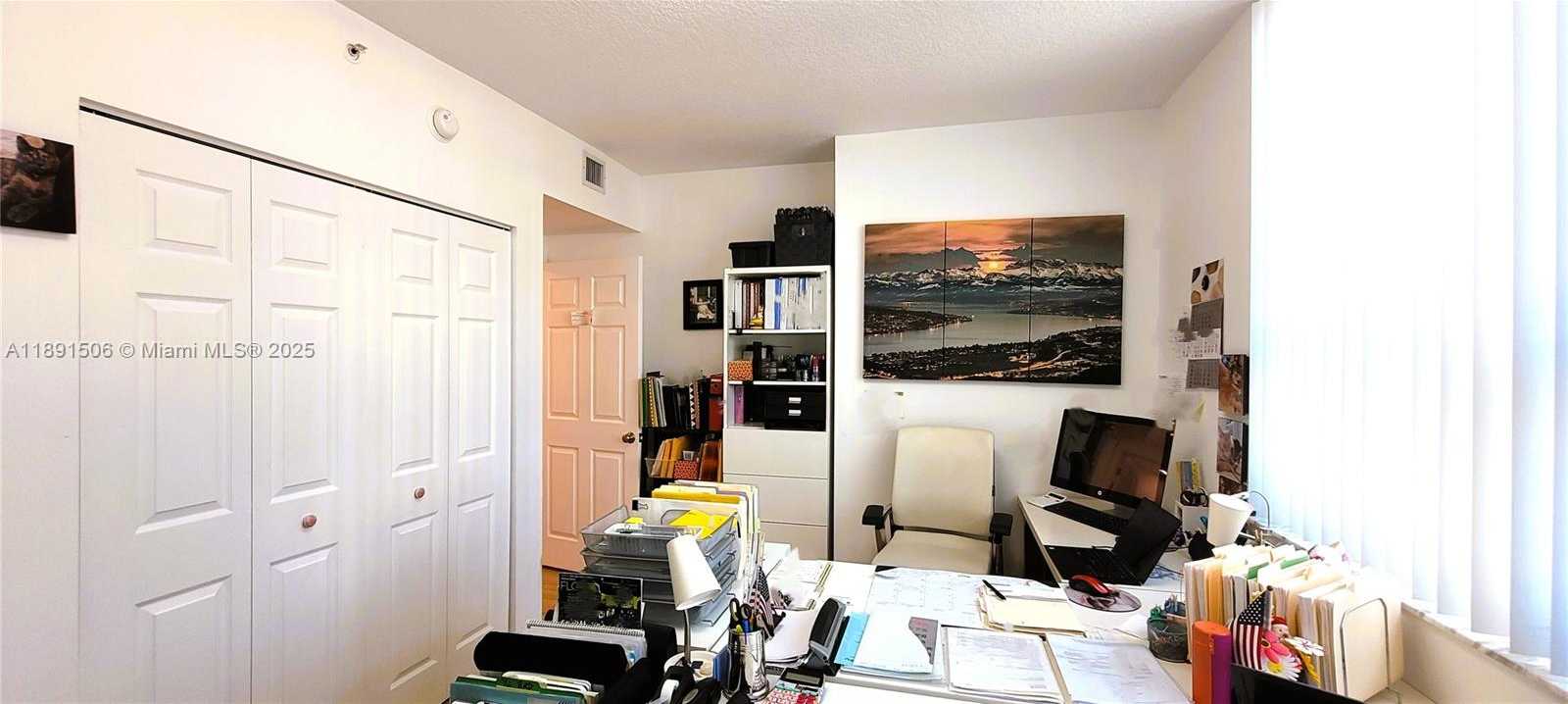 Small Image of 2000 NORTH BAYSHORE DR #907, Miami Number 42