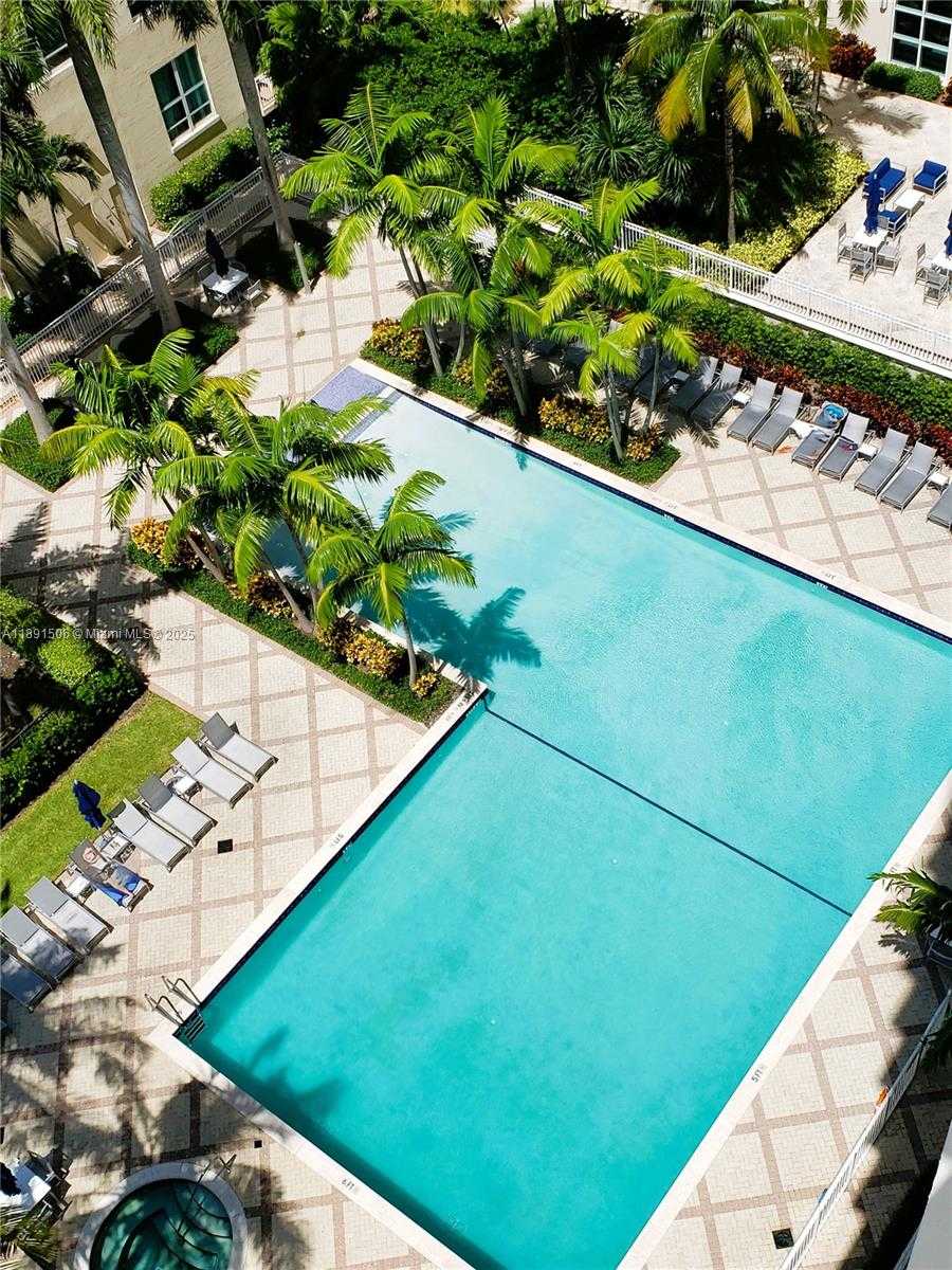 Small Image of 2000 NORTH BAYSHORE DR #907, Miami Number 49