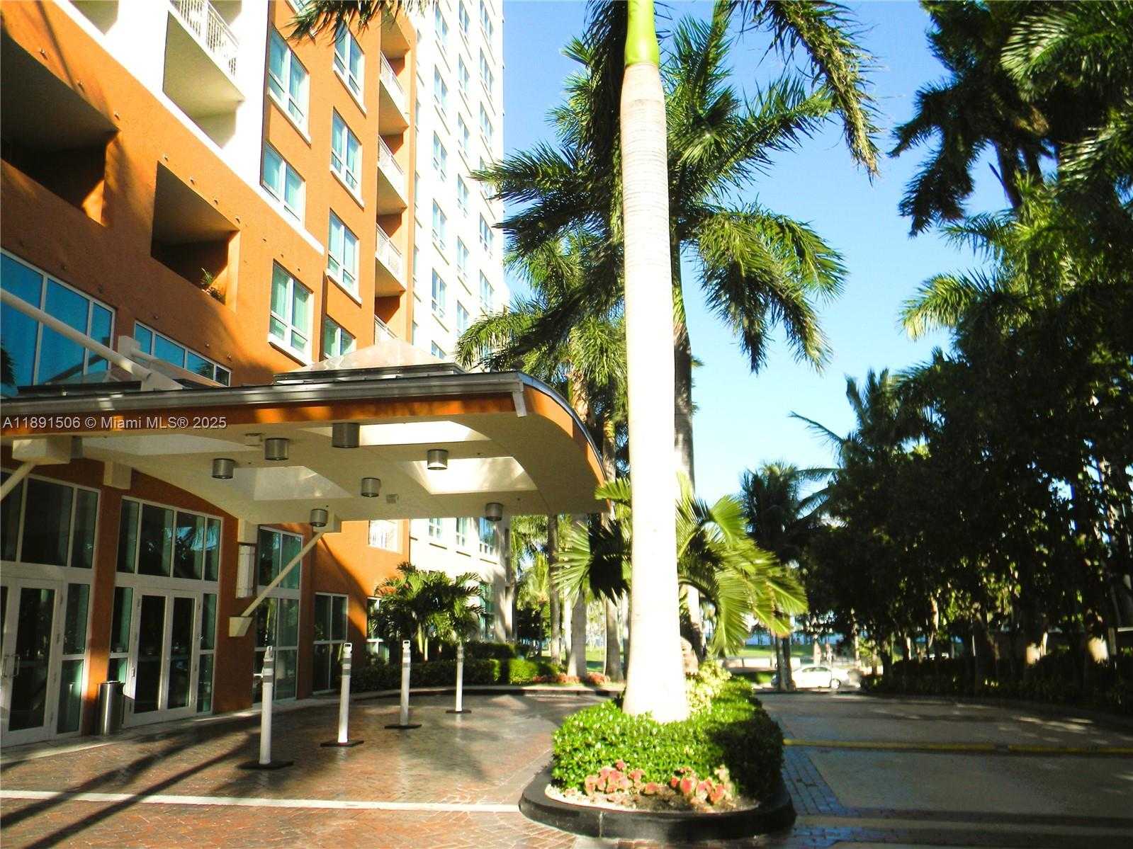 Small Image of 2000 NORTH BAYSHORE DR #907, Miami Number 69