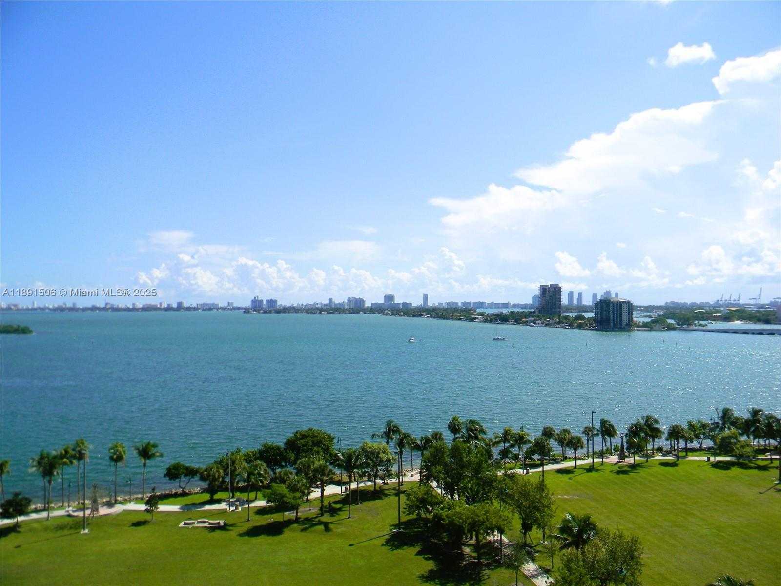 Small Image of 2000 NORTH BAYSHORE DR #907, Miami Number 82