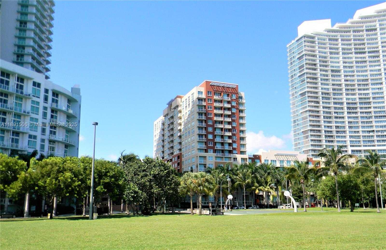 Small Image of 2000 NORTH BAYSHORE DR #907, Miami Number 89