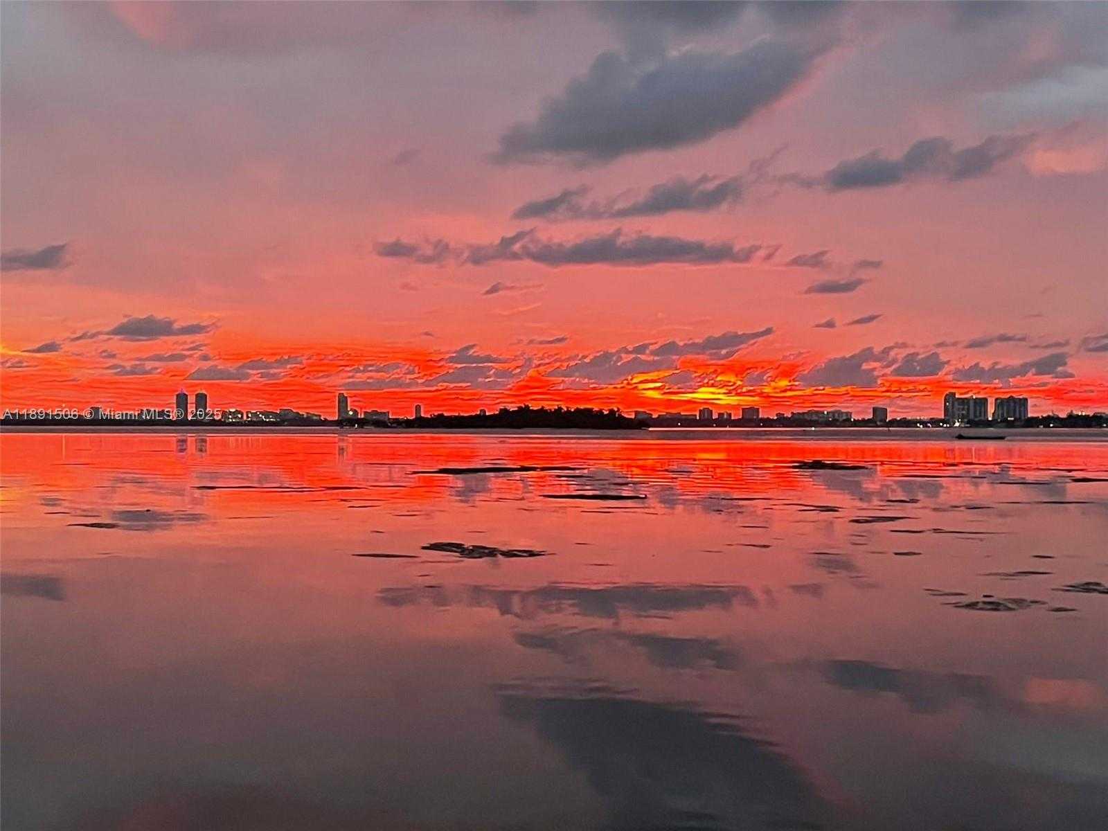 Small Image of 2000 NORTH BAYSHORE DR #907, Miami Number 92