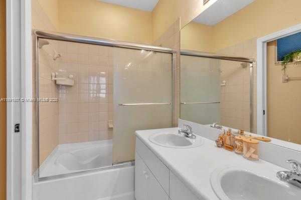 Small Image of 11102 NORTH WEST 83RD ST #226, Doral Number 42